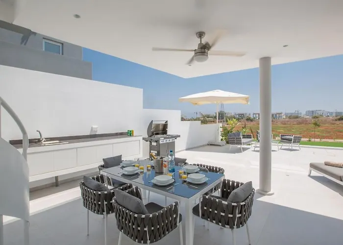 Manta Agrotikos - Stunning 3 Bedroom With Pool Vilă Protaras