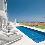 Manta Agrotikos - Stunning 3 Bedroom With Pool * Protaras