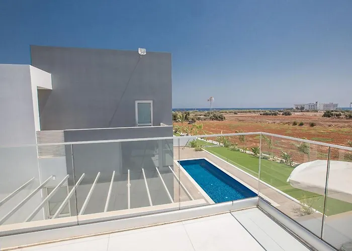 Manta Agrotikos - Stunning 3 Bedroom With Pool *