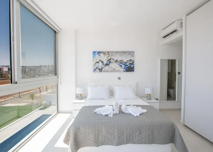 Manta Agrotikos - Stunning 3 Bedroom With Pool