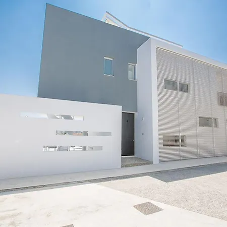 Villa Manta Agrotikos - Stunning 3 Bedroom With Pool Protaras